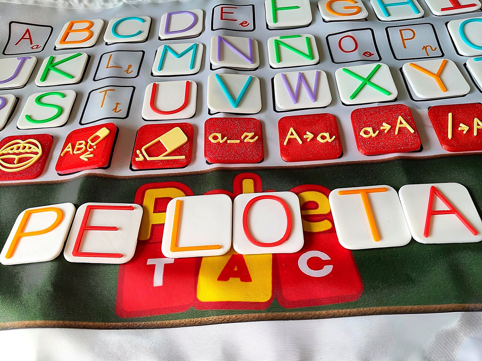 Forma sílabas con PekeTAC para mejorar la conciencia fonológica